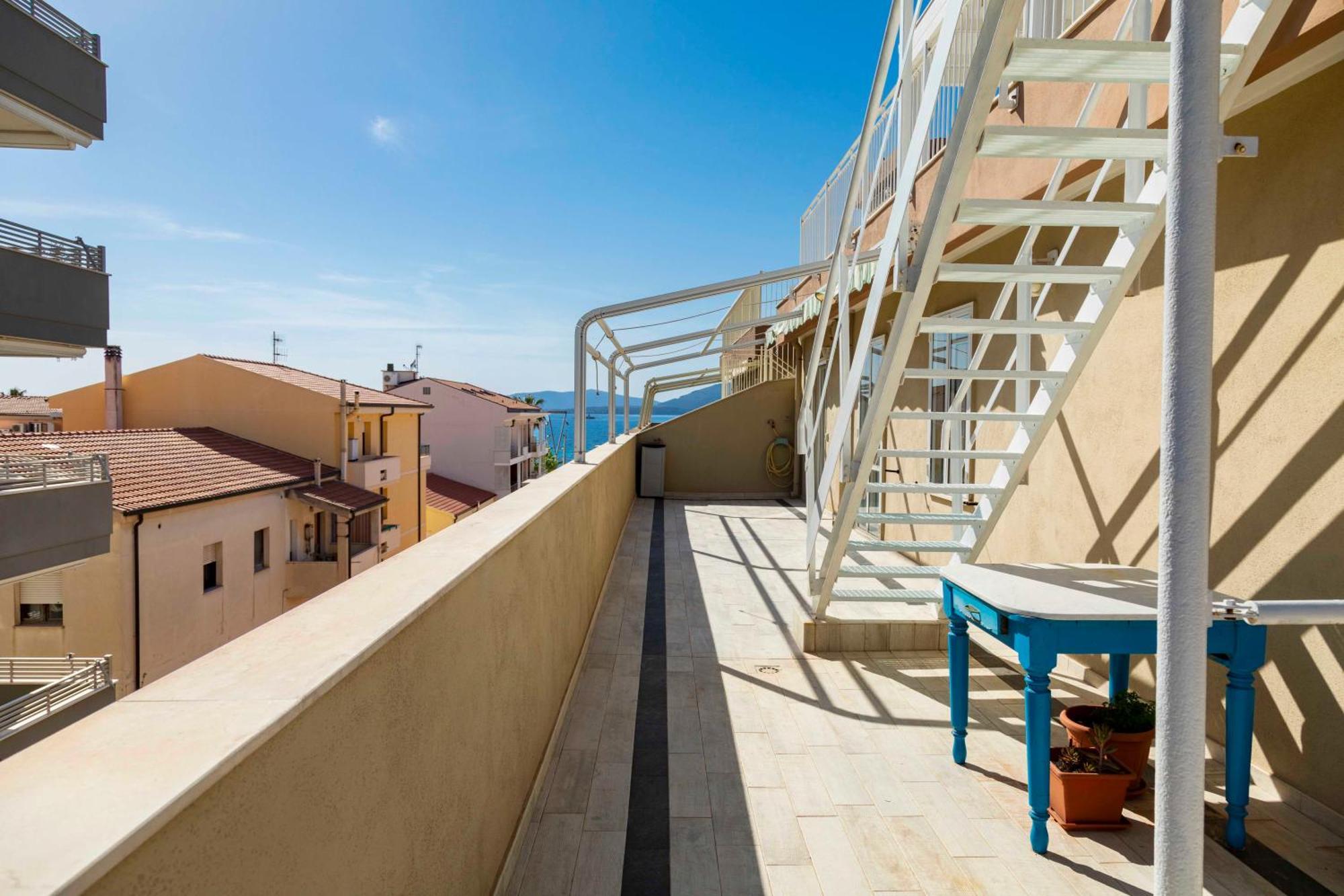 Lovealghero Stanze In Attico Vista Mare Eksteriør bilde